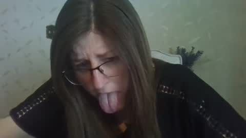 madelinebeau online show from March 18, 6:57 pm