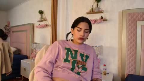 madhison_5 online show from February 25, 12:48 pm