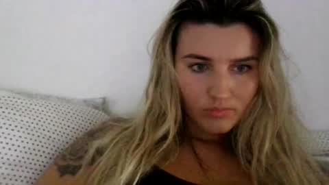 Snapshot of madisonlubbe2 chatting on July 8, 11:07 pm madisonlubbe2 online show from July 8, 11:07 pm