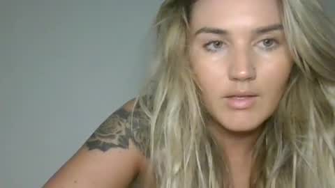 Snapshot of madisonlubbe2 chatting on July 15, 2:27 am madisonlubbe2 online show from July 15, 2:27 am
