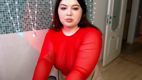 madisonmongomery online show from April 6, 10:38 am