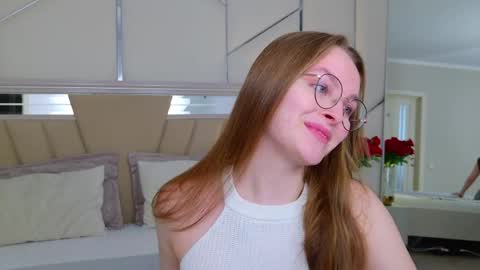 Maddy online show from April 8, 5:20 am