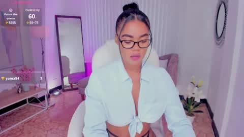 Madisson Davon online show from March 6, 2:29 pm