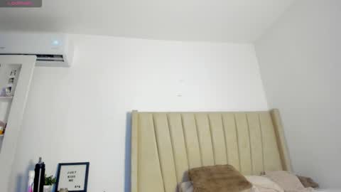 Mady online show from December 2, 9:50 pm