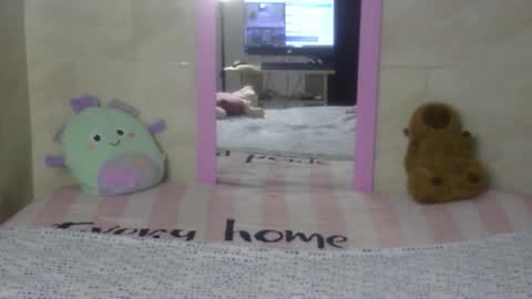 maferchavez88 online show from March 5, 10:16 pm