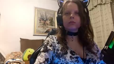 Nicole online show from November 16, 5:35 pm