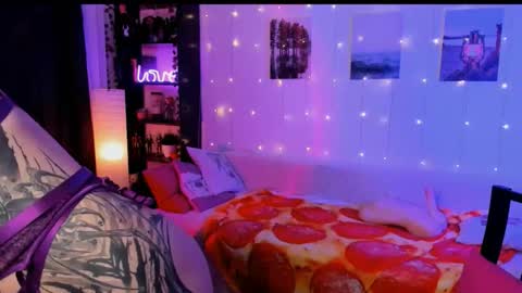 Magic Allie online show from November 25, 7:10 am