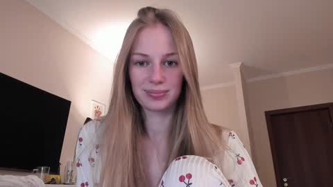 Alice  online show from January 6, 12:24 pm