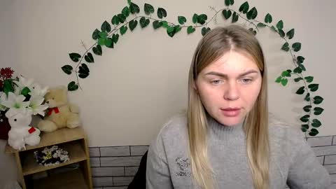 magic_katarina_ online show from December 12, 8:25 am