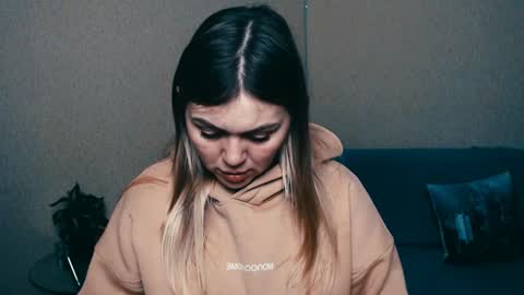 magic_katarina_ online show from January 22, 12:38 pm