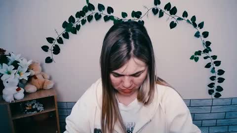 magic_katarina_ online show from March 12, 7:02 am