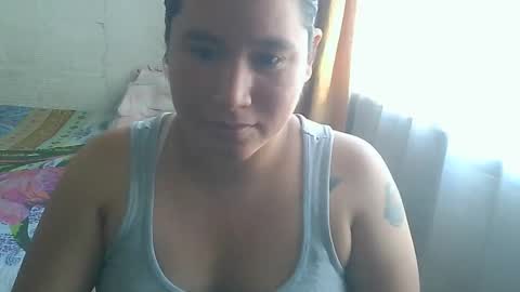 Snapshot of magiietaylor_ chatting on October 15, 7:38 pm Maggie Taylor online show from October 15, 7:38 pm