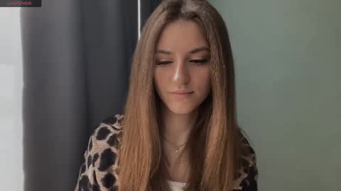 M I A online show from April 12, 9:01 am