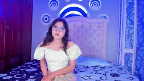 May online show from November 10, 6:58 pm