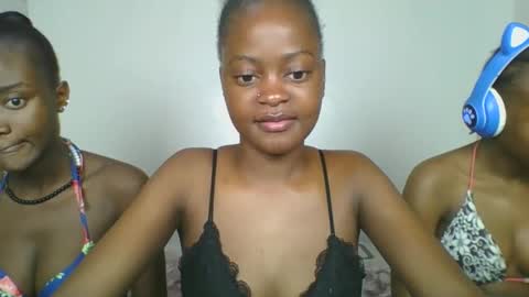 maira luv1 online show from January 17, 9:06 am