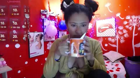 Snapshot of maite_loves chatting on October 7, 11:36 am Maite online show from October 7, 11:36 am
