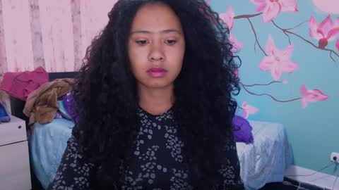 Snapshot of maite_loves chatting on December 12, 12:22 pm Maite online show from December 12, 12:22 pm