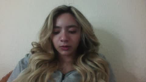 majo_gomezz online show from November 26, 11:17 pm