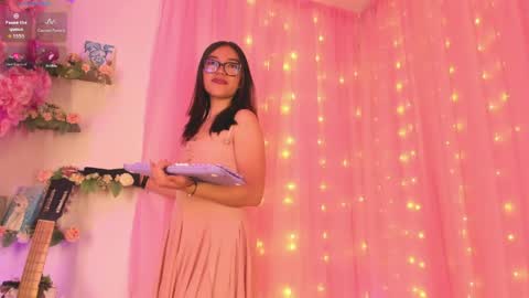 Majo Pretty online show from April 11, 9:29 pm