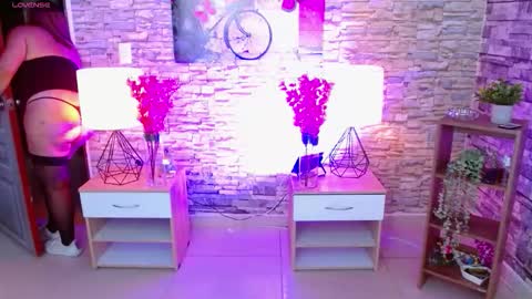 Makarena  online show from November 4, 11:37 am