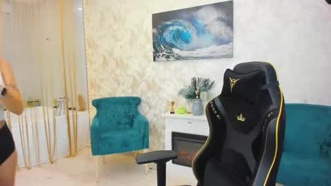 Chloe online show from September 17, 3:26 am