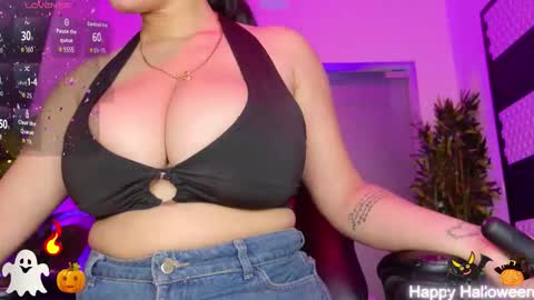   online show from November 4, 12:21 pm