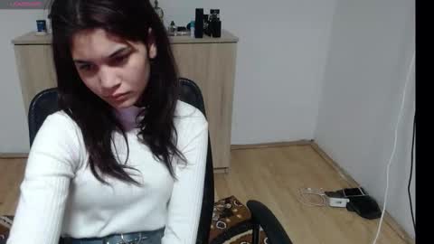 mallorymyers online show from October 27, 8:36 pm