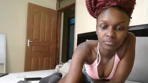 mamaa online show from September 28, 6:13 pm