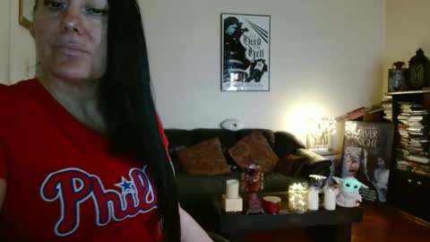 mandaloriangirlsfight online show from March 1, 7:13 pm