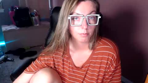 MandyBabyXXX online show from April 14, 1:27 am