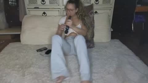 Mandy Moans online show from December 31, 12:25 pm