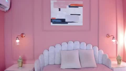 Mara  online show from December 14, 6:41 pm