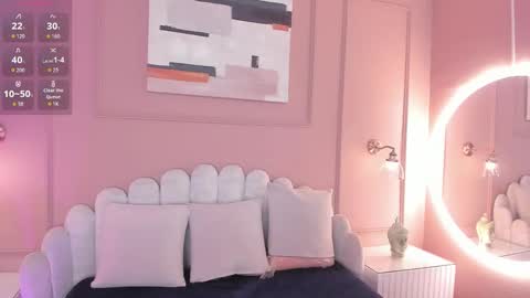 Mara  online show from September 18, 6:39 pm