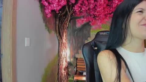 Mara Hanson online show from December 17, 11:58 am