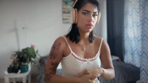 Marakuia online show from October 21, 8:40 am