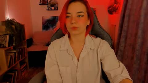 MarcelineChi online show from December 15, 11:37 am