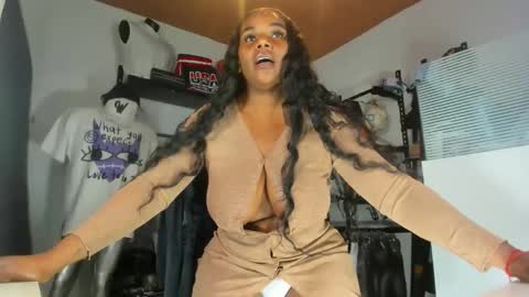 Mareia online show from April 4, 3:38 am