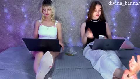 Margo online show from December 3, 7:49 pm