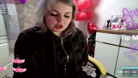 Mari online show from March 10, 7:11 am