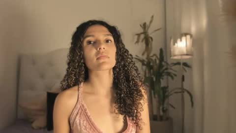 Marian online show from December 16, 3:34 am