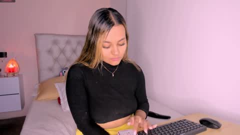 Mariana Roe online show from January 20, 12:57 am