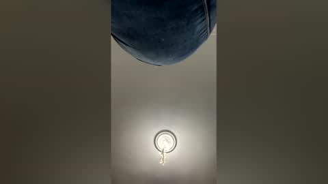 Mar y online show from March 27, 2:07 pm