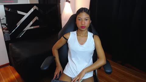 Mariana online show from October 7, 9:30 pm