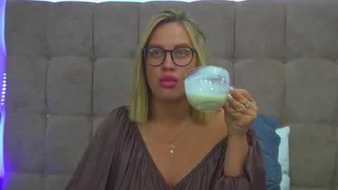 Maria online show from November 29, 7:07 pm