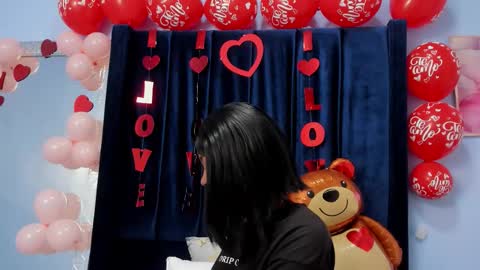 marianrosse online show from February 15, 5:34 pm