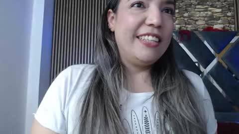 marie_hss online show from November 13, 8:30 pm