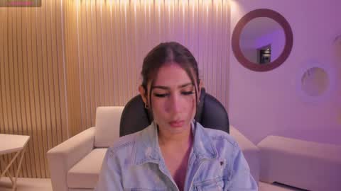  Im Marie Jane  online show from January 18, 10:49 am