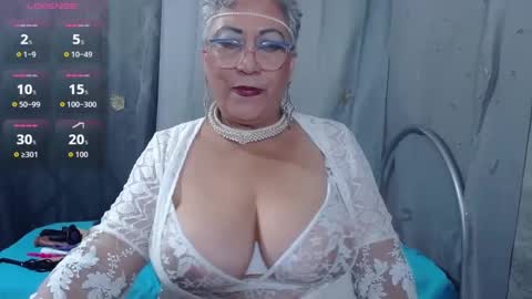 Marilin carolina online show from September 13, 3:25 am