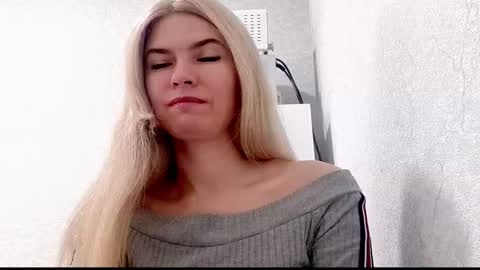 Emma online show from October 17, 8:50 am