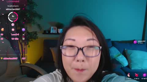 Snapshot of marine_vact chatting on December 4, 5:33 pm Marine  online show from December 4, 5:33 pm